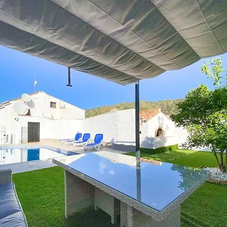 Cozy In Nerja , Malaga. Private Pool. Wifi *